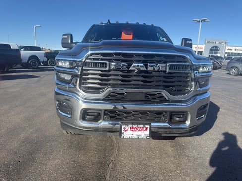 Used 2025 RAM 3500 Big Horn image 2