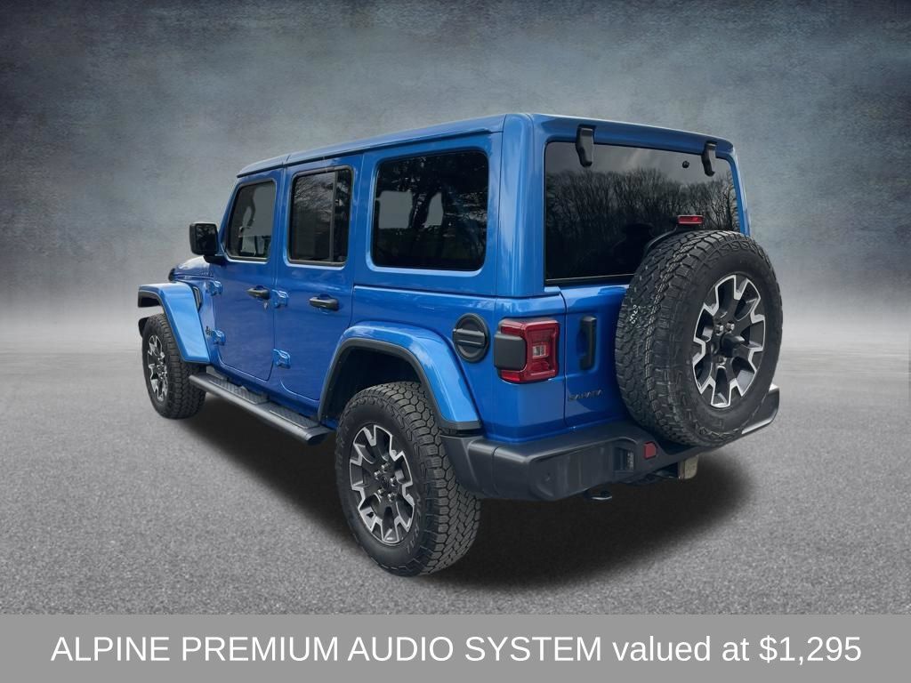 Used 2025 Jeep Wrangler Unlimited Sahara w/ Dual Top Group AWD/4WD image 7