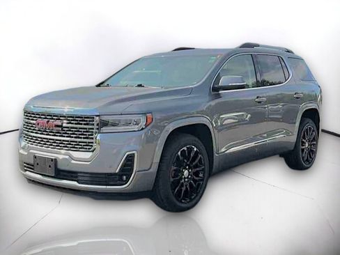 Used 2020 GMC Acadia Denali image 2