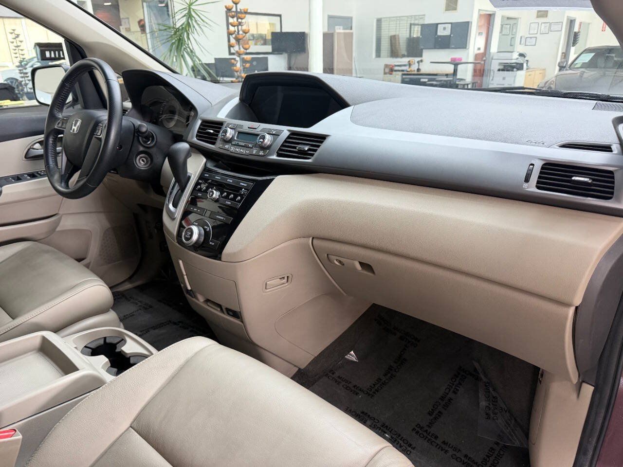 Used 2011 Honda Odyssey EX-L image 17
