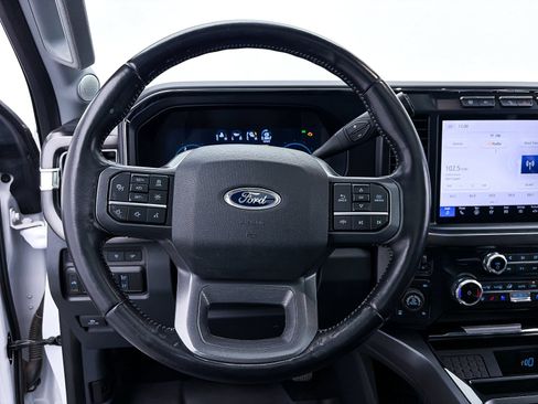 Used 2023 Ford F250 Lariat w/ Lariat Ultimate Package AWD/4WD image 26