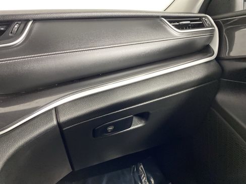 Used 2023 Jeep Grand Cherokee L Laredo w/ Luxury Tech Group I image 31