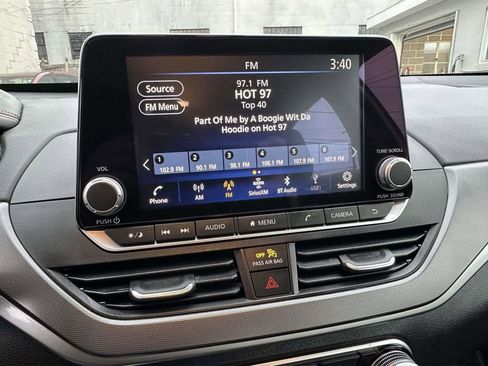 Used 2025 Nissan Altima 2.5 SR image 28