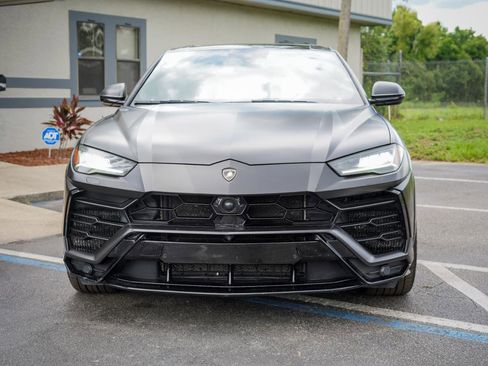 Used 2019 Lamborghini Urus AWD/4WD image 2