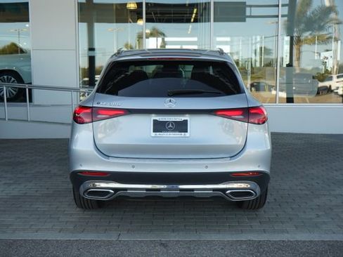 Used 2026 Mercedes-Benz GLC 300 image 7