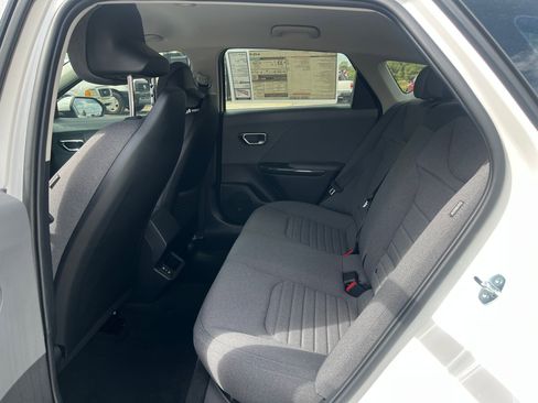 New 2025 Kia K4 EX image 13
