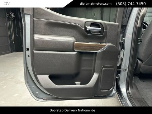 Used 2021 Chevrolet Silverado 1500 RST image 36