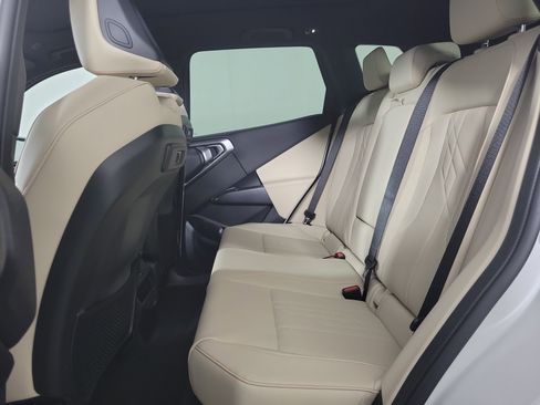 New 2026 BMW X3 xDrive30 w/ Premium Package AWD/4WD image 10