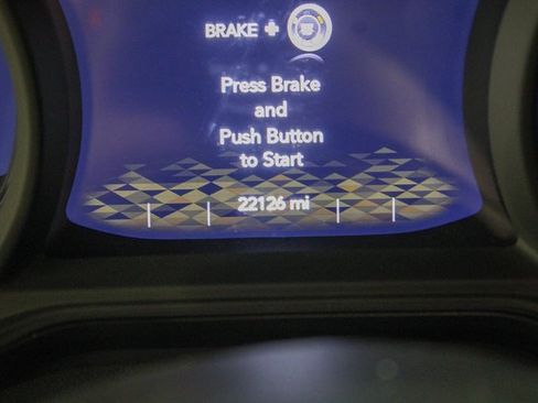 Used 2024 Jeep Wrangler Unlimited image 11