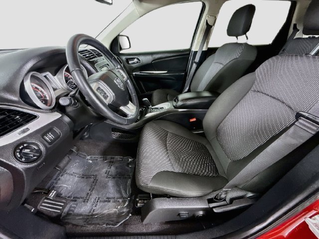 Used 2020 Dodge Journey SE w/ SE Popular Equipment Group FWD image 19