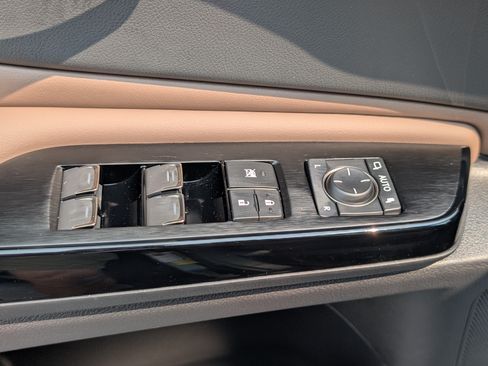 Certified 2025 Lexus ES 350 w/ Premium Package FWD image 20