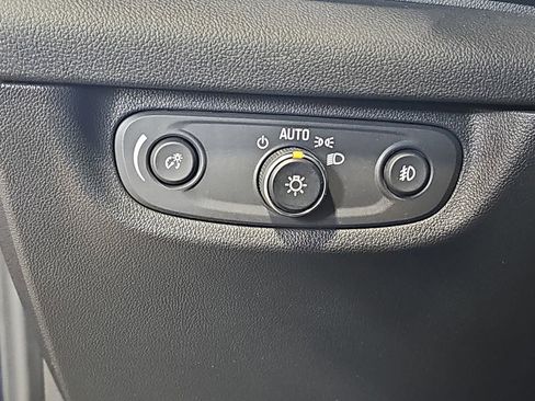 Used 2018 Buick Regal Preferred w/ Driver Confidence Package #1 image 24