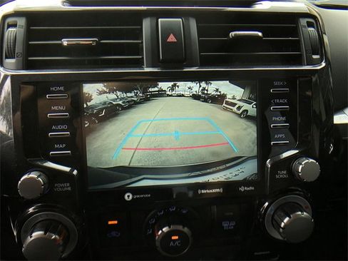 Used 2020 Toyota 4Runner TRD Off-Road Premium image 25