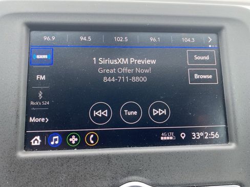 Used 2020 Chevrolet Equinox LT image 38