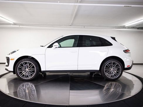 Certified 2026 Porsche Macan S AWD/4WD image 2