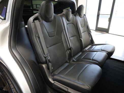 Used 2017 Tesla Model X 90D AWD/4WD image 40