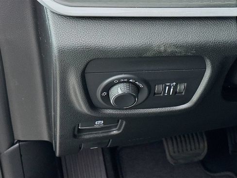 New 2026 Jeep Grand Cherokee Laredo AWD/4WD image 14