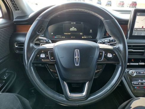 Used 2022 Lincoln Corsair Reserve AWD/4WD image 8