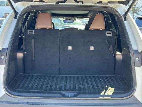 Used 2024 Toyota Grand Highlander AWD Hybrid image 15