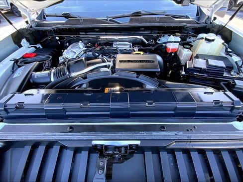 Used 2021 Chevrolet Silverado 2500 LT w/ Convenience Package image 28