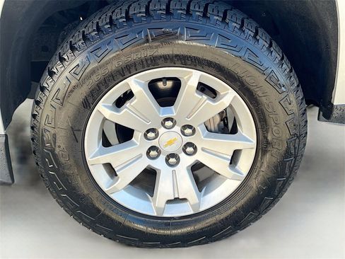 Used 2017 Chevrolet Colorado LT w/ LT Convenience Package image 30