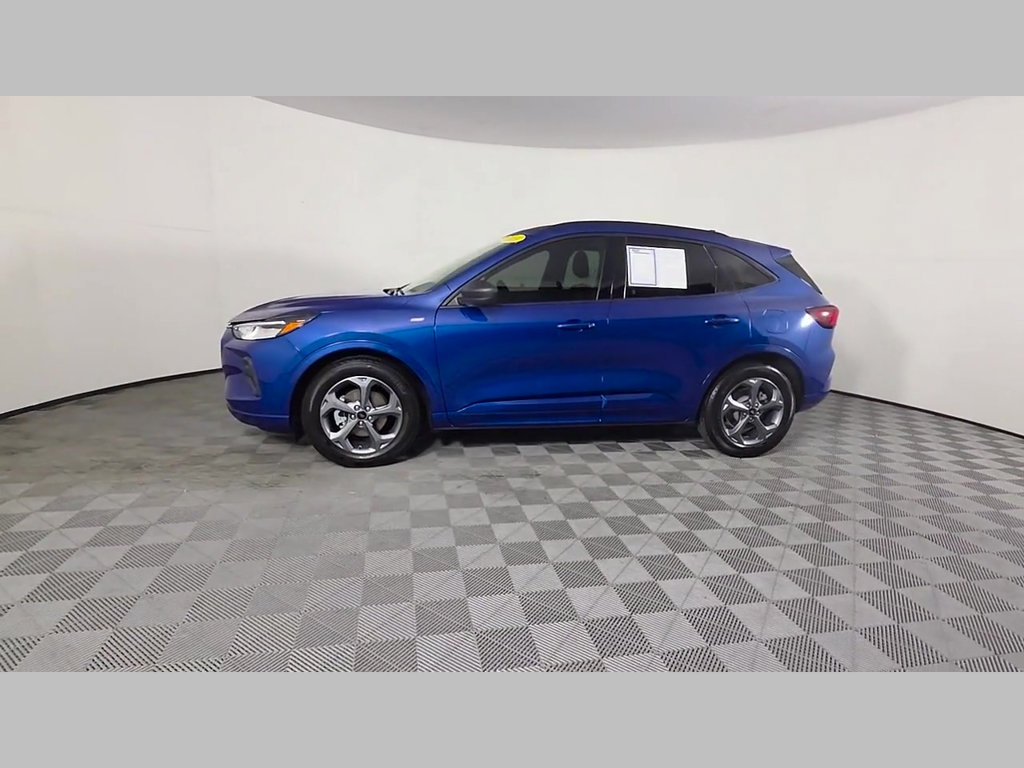 Used 2023 Ford Escape ST-Line w/ Tech Pack #1 FWD image 47