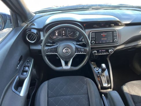 Used 2020 Nissan Kicks SV image 20
