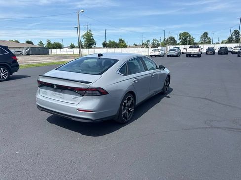Used 2023 Honda Accord Sport image 7