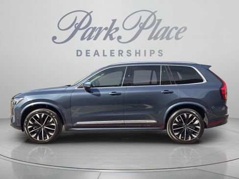 Used 2026 Volvo XC90 B6 Plus w/ Protection Package Premier AWD/4WD image 2