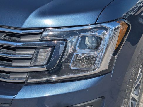 Used 2020 Ford Expedition Max XLT w/ Equipment Group 202A image 13