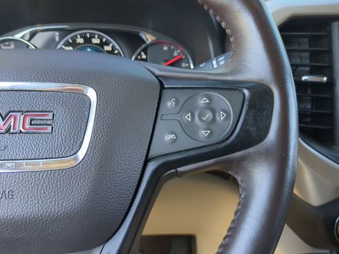 Used 2017 GMC Acadia Denali w/ Technology Package image 32