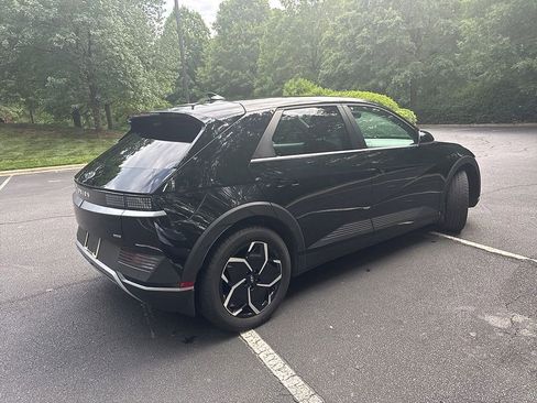 Used 2024 Hyundai Ioniq 5 SEL AWD/4WD image 4