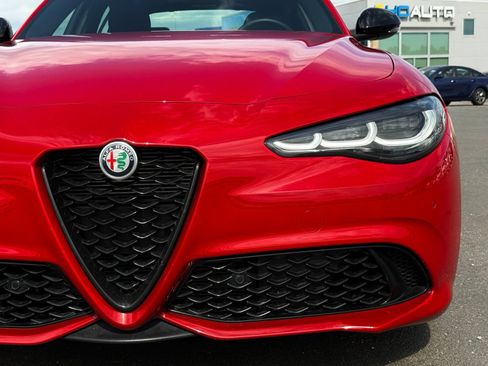 Used 2024 Alfa Romeo Giulia Sprint RWD image 7