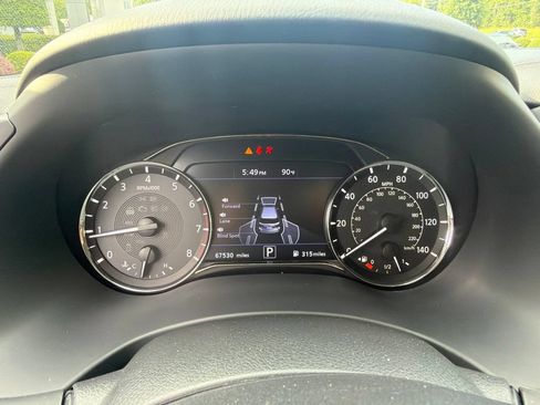 Used 2021 INFINITI QX80 Premium Select w/ All-Season Package RWD image 17