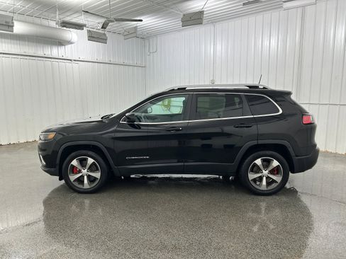 Used 2019 Jeep Cherokee Limited AWD/4WD image 22