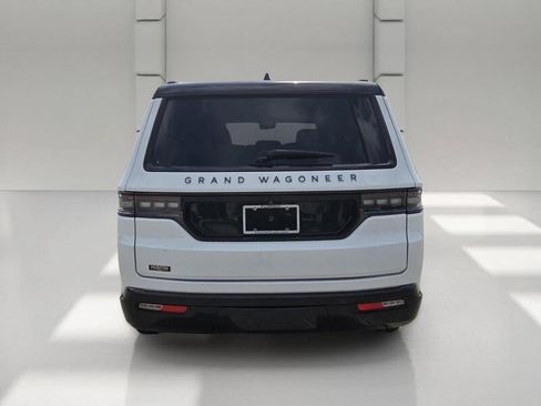 Certified 2025 Jeep Grand Wagoneer Series III w/ Quick Order Packagew 28T AWD/4WD image 4