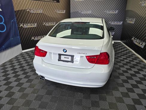 Used 2011 BMW 328i xDrive Sedan image 13
