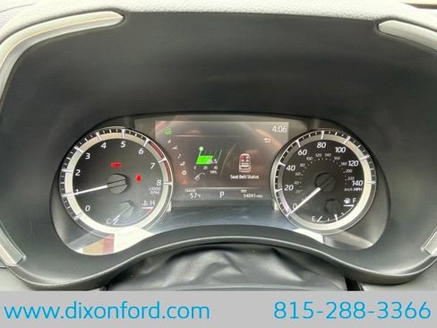 Used 2023 Toyota Highlander XLE AWD/4WD image 17