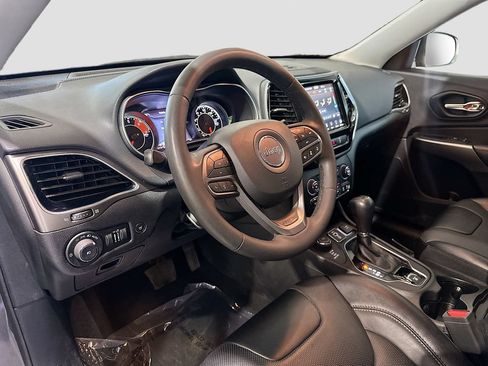 Used 2022 Jeep Cherokee Limited w/ Elite Package AWD/4WD image 8