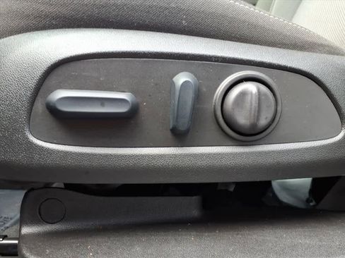 Used 2025 Chevrolet Blazer LT image 53