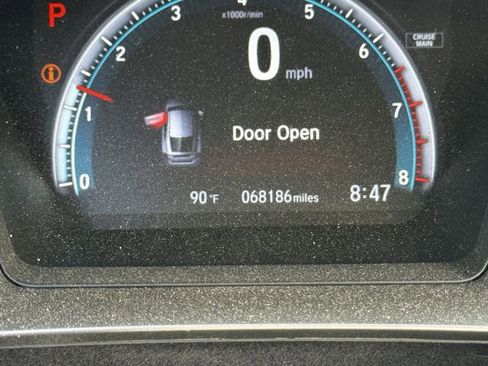 Used 2018 Honda Civic EX image 8