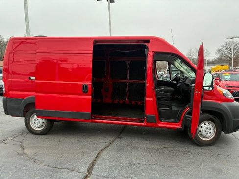 Used 2021 RAM ProMaster 2500 image 14
