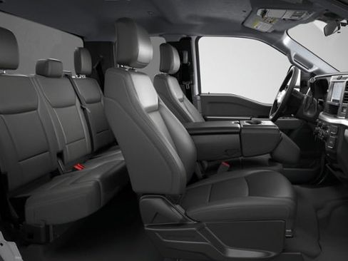 New 2026 Ford F550 4x4 Supercab Super Duty w/ XLT Value Package image 5