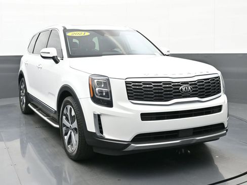 Used 2021 Kia Telluride EX w/ EX Premium Package AWD/4WD image 8