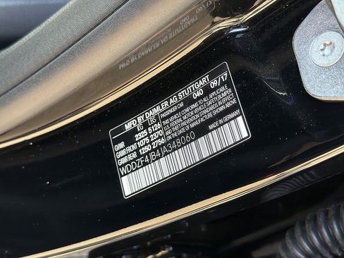 Used 2018 Mercedes-Benz E 300 image 35