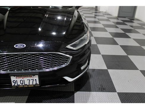Used 2020 Ford Fusion Titanium image 8