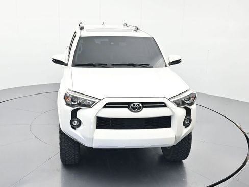 Used 2023 Toyota 4Runner SR5 Premium w/ Moonroof Package AWD/4WD image 31