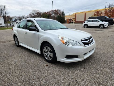 Used 2012 Subaru Legacy 2.5i image 7