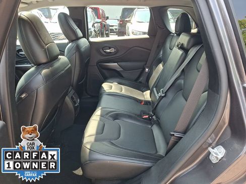 Used 2020 Jeep Cherokee Limited AWD/4WD image 8