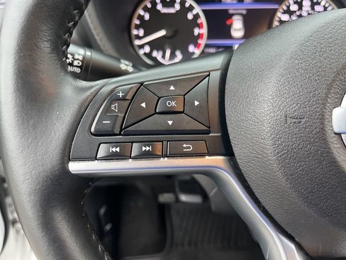 Used 2023 Nissan Sentra SV w/ All-Weather Package FWD image 21
